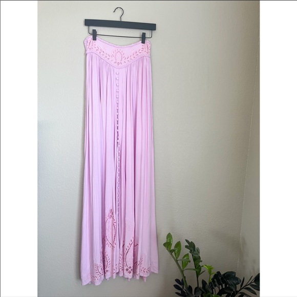 MATERNITY FILLYBOO Boho “Zippora” Embroidered Maxi Strapless Dress - Picture 3 of 13